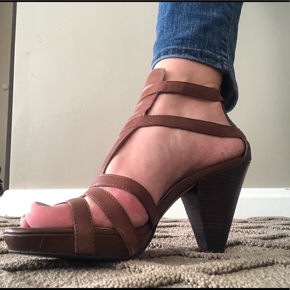 ❗️3 x $15 - Franco Sarto low platform sandals S 10